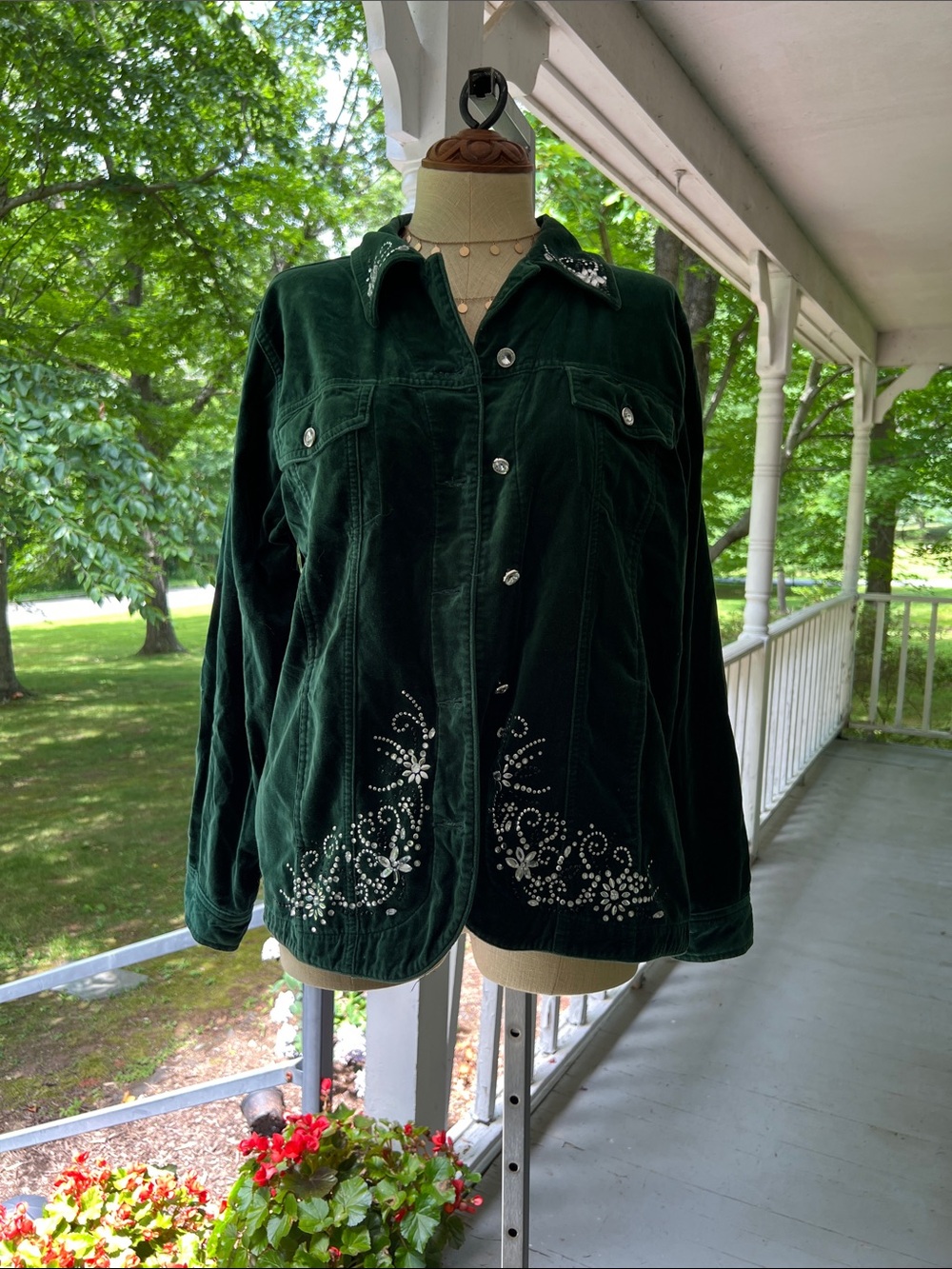 Quacker Factory Velvety Cotton Green Embellished Jacket